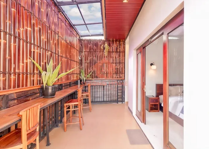 別荘 Large & New 3 Bedroom Mentari Krobokan W/ Pool ケロボカン